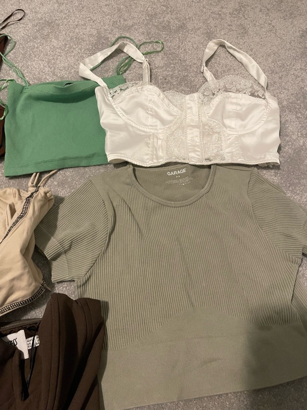 Tops Bundle - Picture 8 of 8
